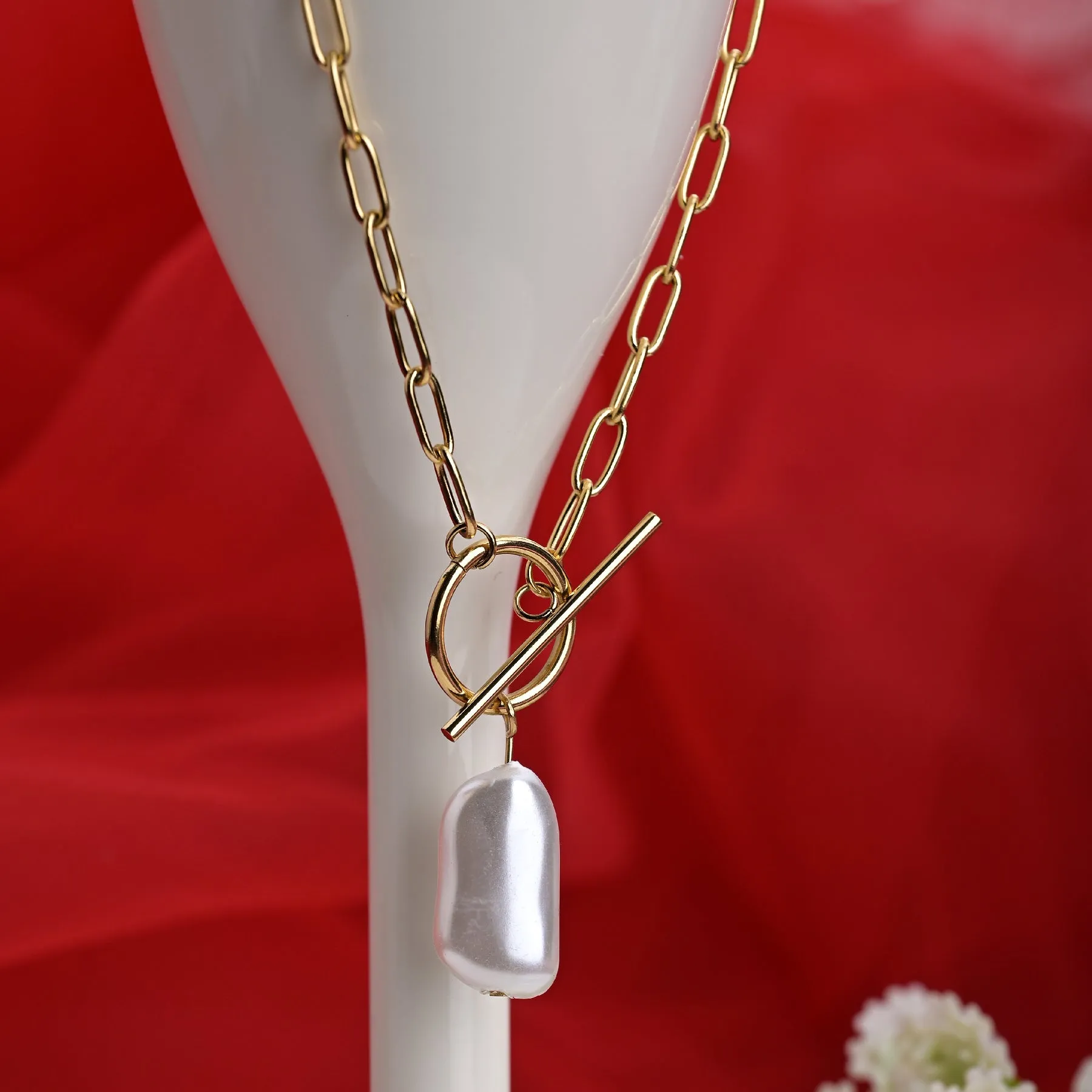 Baroque Pearl T-Bar Necklace