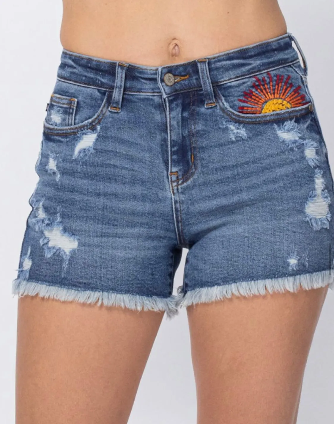 HI-RISE SUN EMBROIDERY CUT OFF SHORTS