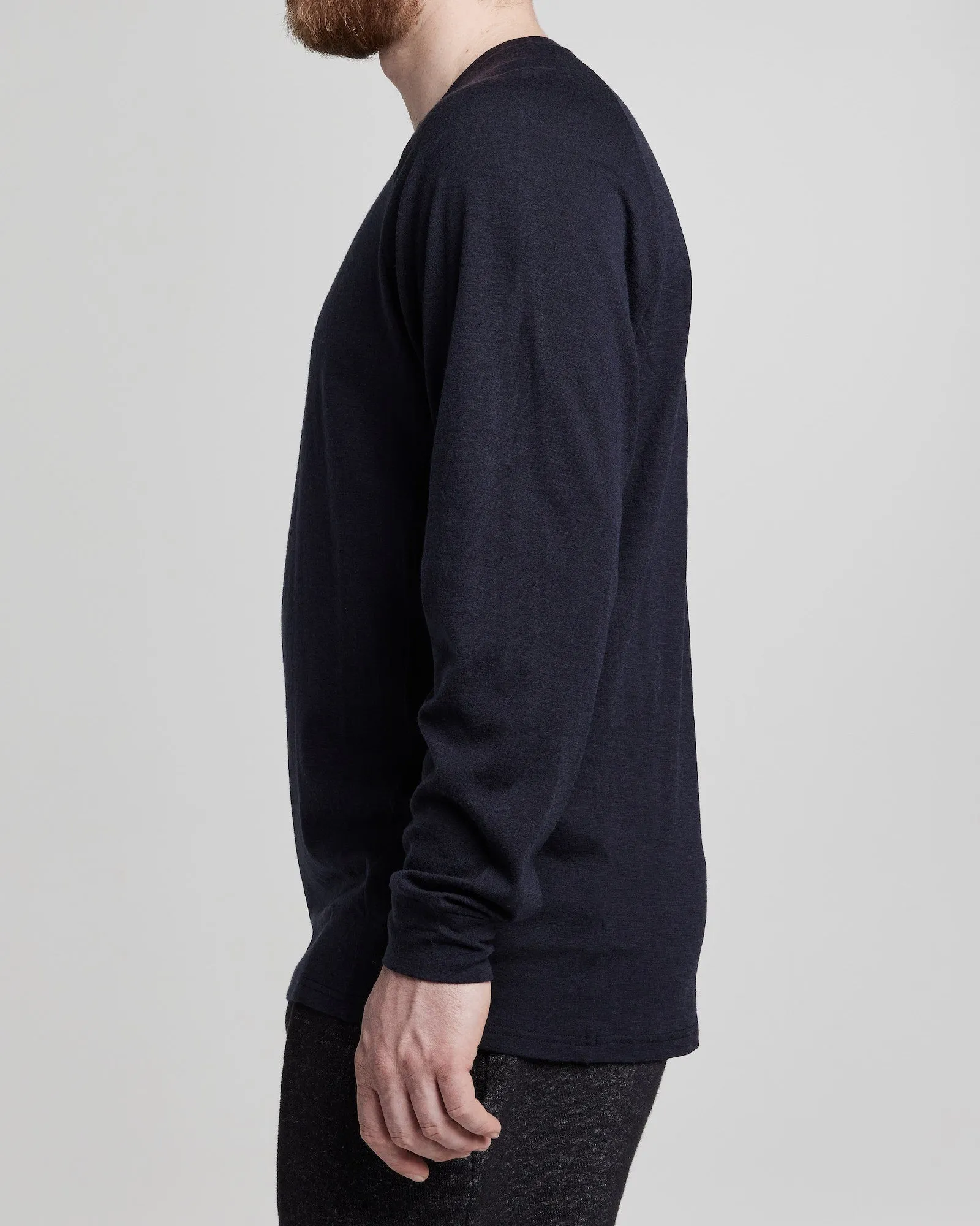 Lightweight Nuyarn Thumb Long-Sleeve Crew